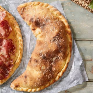 Pizza Calzone