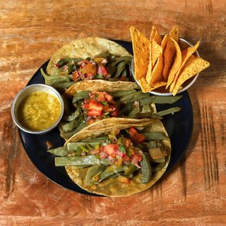 Tacos Nopalitos