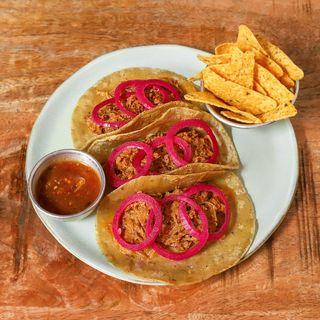Tacos Cochinita Classic