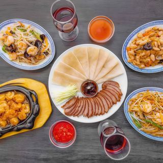 Carne de Porco com Cogumelo Chinês e Bambu