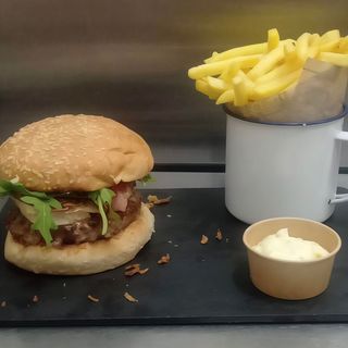 Hambúrguer Special Chevre