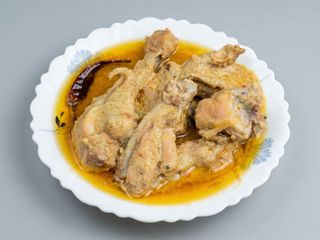 CHICKEN CURRY WHITE