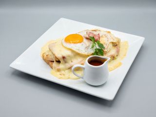 Francesinha especial de Frango