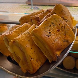 Joelho de Fiambre e Queijo