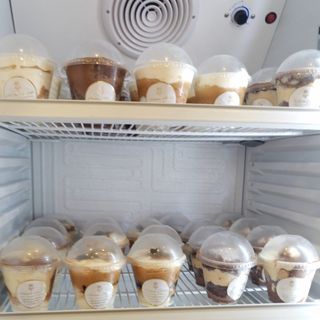 Bolo no pote de pão de mel