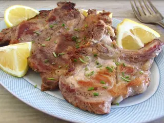 Costeletas de porco na brasa 1/2