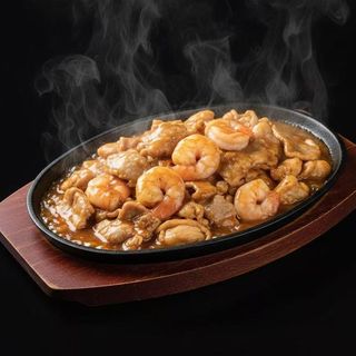 Gambas e Porco na Chapa