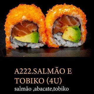 A222.URAMAKI SALMÃO E TOBIKO