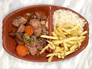 Perna de Frango Assada no Forno com Batata