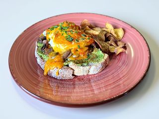 Tosta Benedict de Cogumelos