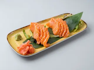 Sashimi Salmão Cru (10un)