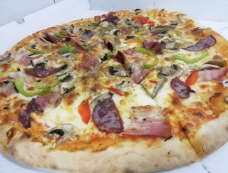 Pizza Serrana Familiar