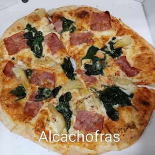Pizza Alcachofras Média 