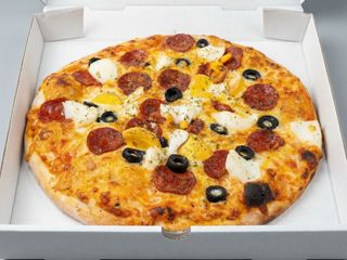 Pizza Portuguesa Familiar