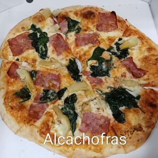 Pizza Alcachofras Familiar