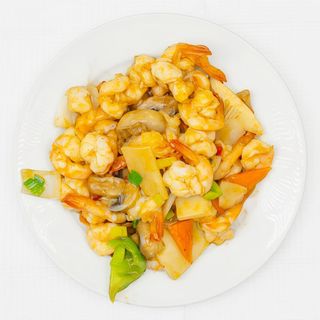 Camarão com Cogumelos e Bambu