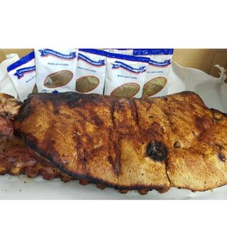 Entremeada de Leitão em Forno de Lenha Acompanha com batata e arroz.