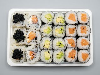 S25. Sushi Misto