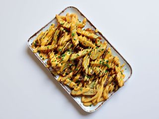 Batatas da Casa com Cheddar e Bacon