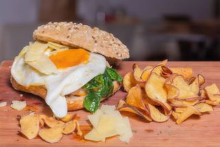 Hambúrguer com Queijo e Ovo