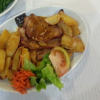 1/2 Vitela Assada no Forno