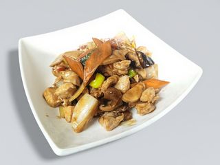 Frango, Bambu e Cogumelos Chinês