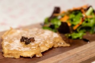 Menu Bifinhos de Perú + Meia fatia de bolo ou Sumo Natural