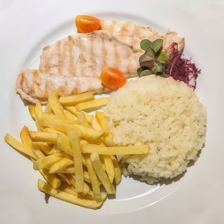 Bifinhos de frango grelhados