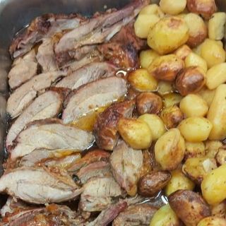 Perna de peru assada no forno ½ dose