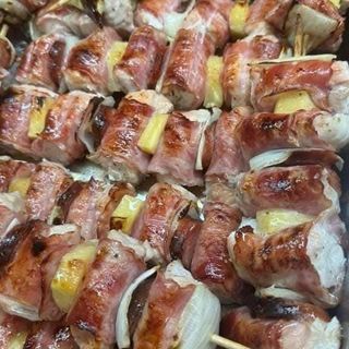Espetadas de peru com bacon e ananás ½ Dose