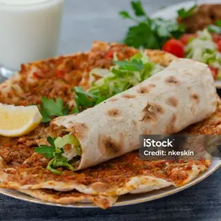 Lahmancun Especial Queijo (Sem Salada)