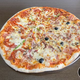 Pizza Sol Média