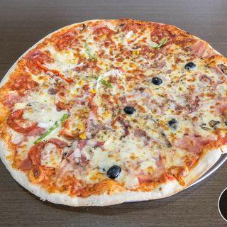 Pizza Pepperoni Média