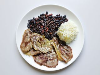 Picanha com Feijão Preto e Arroz