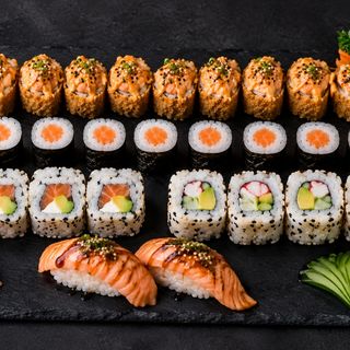 Sushi Hot & Classic (28 pcs)