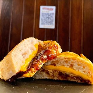 Tosta veggie 2 queijos (inc. batata frita)