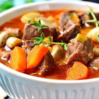 Vitela Estufada à Camponesa