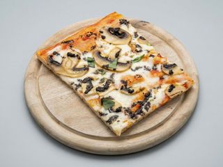 Pizza Vegetariana Cogumelos e Trufas.