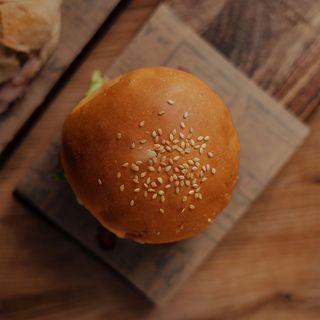 Hamburguer vegetariano em pão