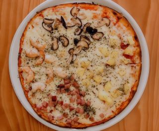 Pizza 4 Estações Pequena