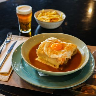 Francesinha à Perdigão