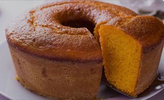 Bolo caseiro de cenoura 900 gr