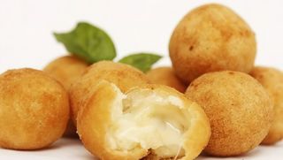 Bolinha de queijo (6und)