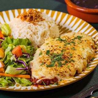 Frango à Parmegiana - Segundo prato 50%