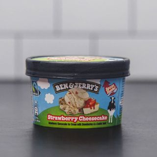 Ben & Jerry's Strawberry Cheesecake (100ml)