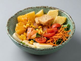 Salada de Salmão