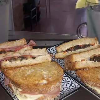 Tosta Italiana