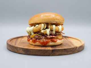 Onion Bulls + Batata Frita