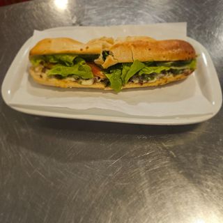 Sandwich de Carne, Queijo e Cogumelos