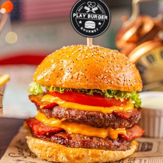 Double Bacon Cheese Burger + Batata frita Artesanal